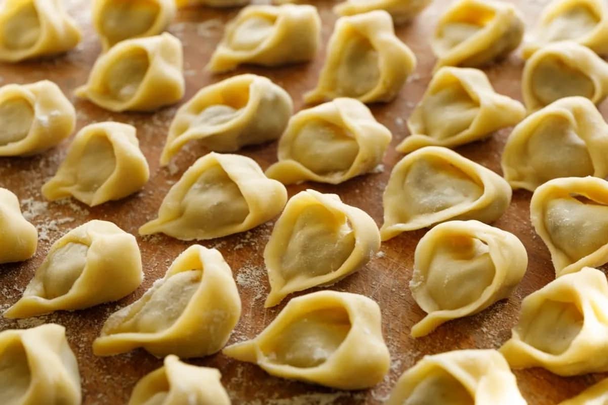 Pierogi na Wigilię: Jak mrozić i przechowywać, by były idealne?